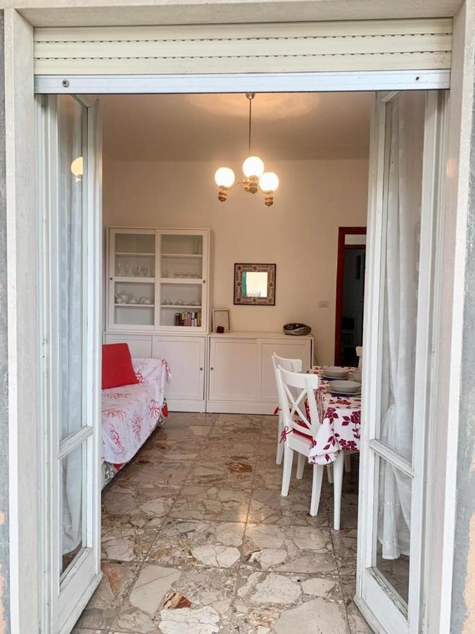 Casa Vacanza! A 50M Dal Mare! Bordighera Exterior photo